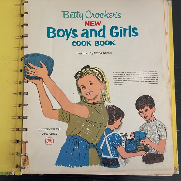 RARE! VINTAGE Betty Crocker NEW  Boys & Girls Cookbook - Picture 5 of 8